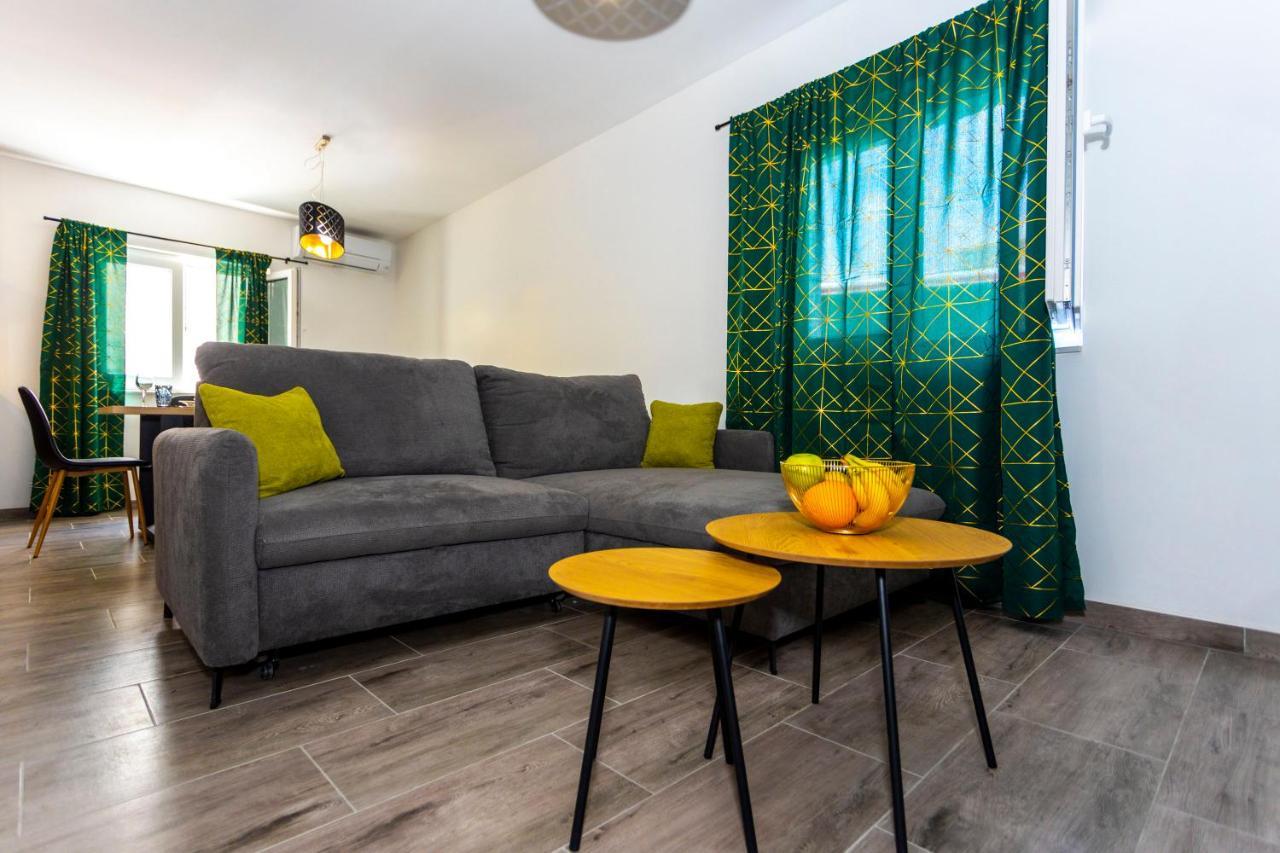 City Apartment Nora, Old Town Located, Free Parking Makarska Exterior foto